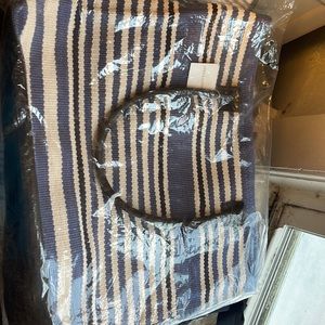 Solid tote made by dash and albert woven cotton